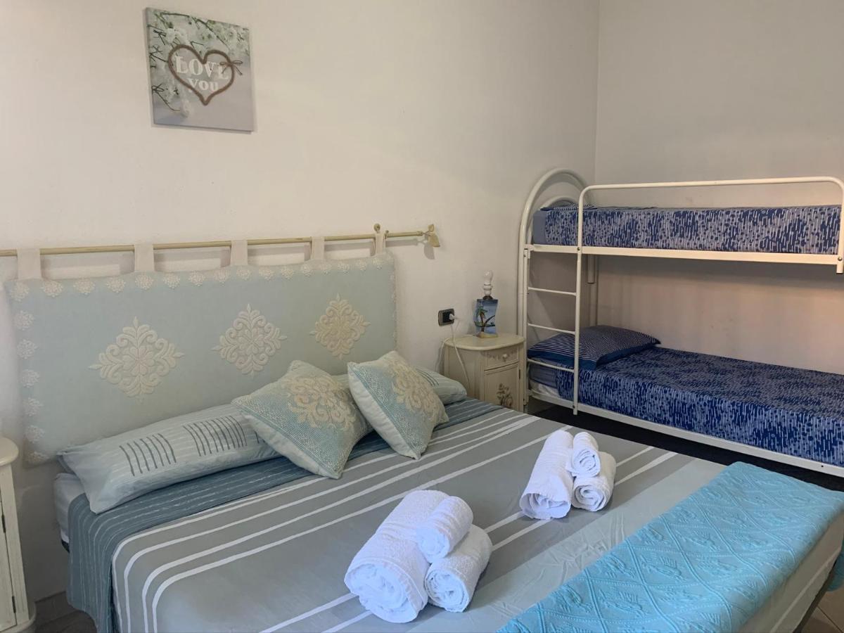 Ferienwohnung La Casa Azzurra La Maddalena  Exterior foto